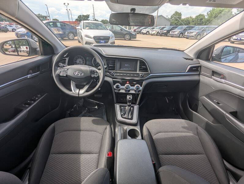 2019 Hyundai Elantra
