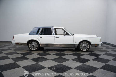 1985 Lincoln Town Car