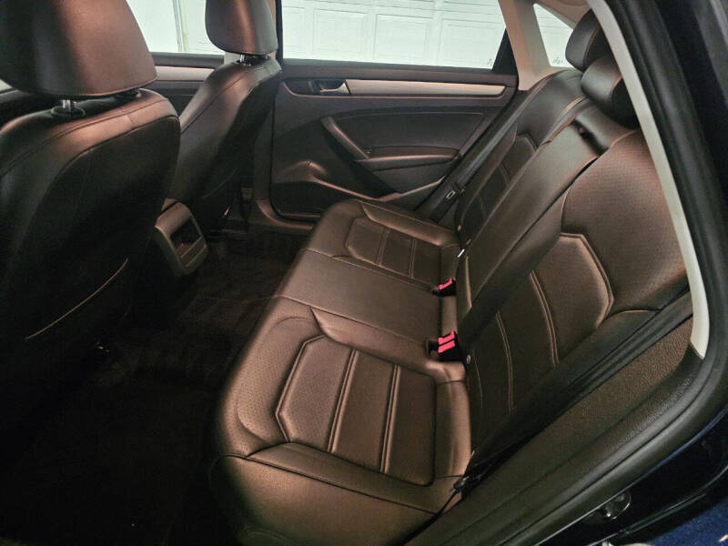 2015 Volkswagen Passat 1.8T S