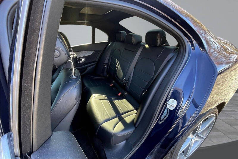 2016 Mercedes-Benz C-Class