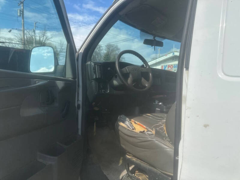 2005 Chevrolet Express 2500