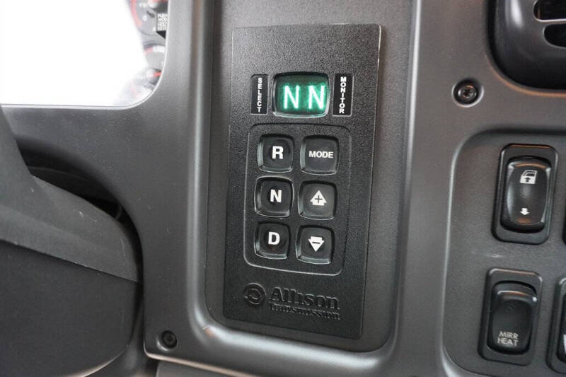 2015 Freightliner M2 106