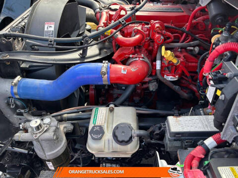 2018 Freightliner M2 106