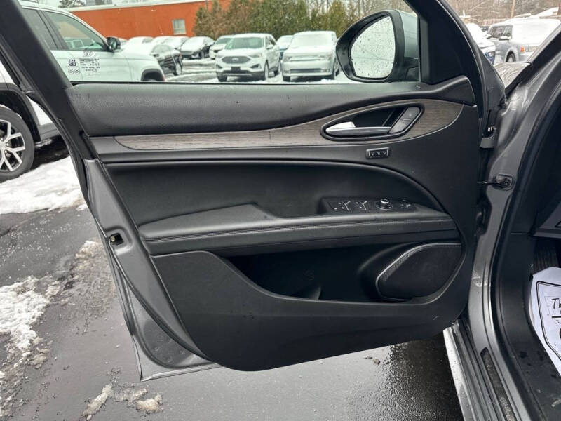 2021 Alfa Romeo Stelvio Ti