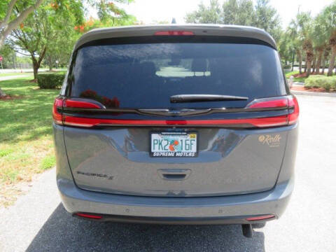 2021 Chrysler Pacifica Touring