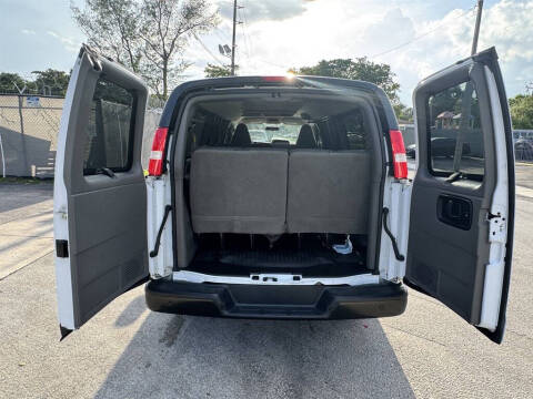 2018 Chevrolet Express LS 3500