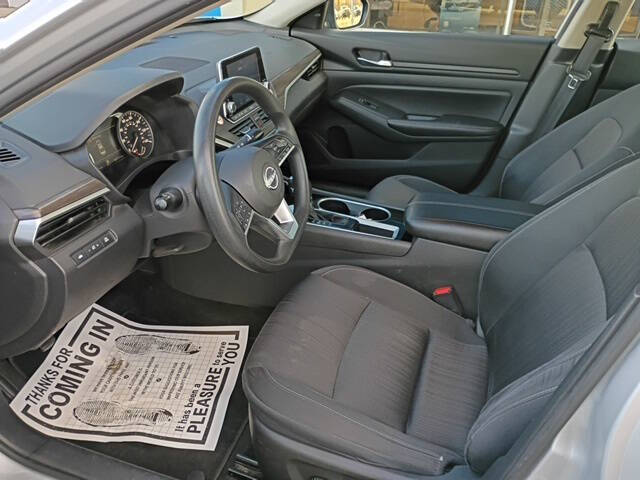 2024 Nissan Altima 2.5 SV