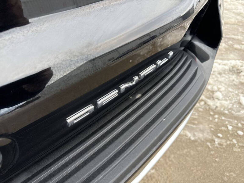 2023 GMC Yukon XL Denali