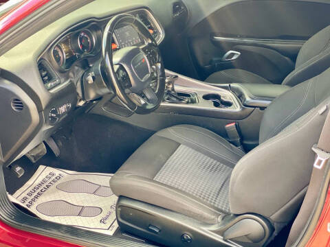 2020 Dodge Challenger SXT