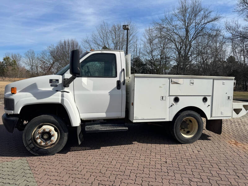 2005 Chevrolet Kodiak C4500 for sale at CARS PLUS in Fayetteville TN