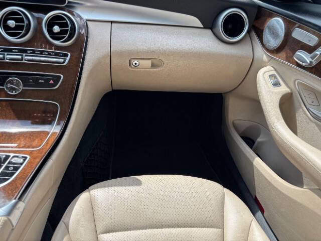 2016 Mercedes-Benz C-Class