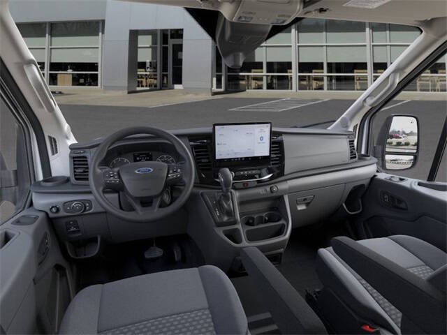 2025 Ford Transit 350