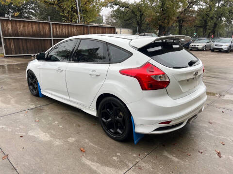 2014 Ford Focus ST