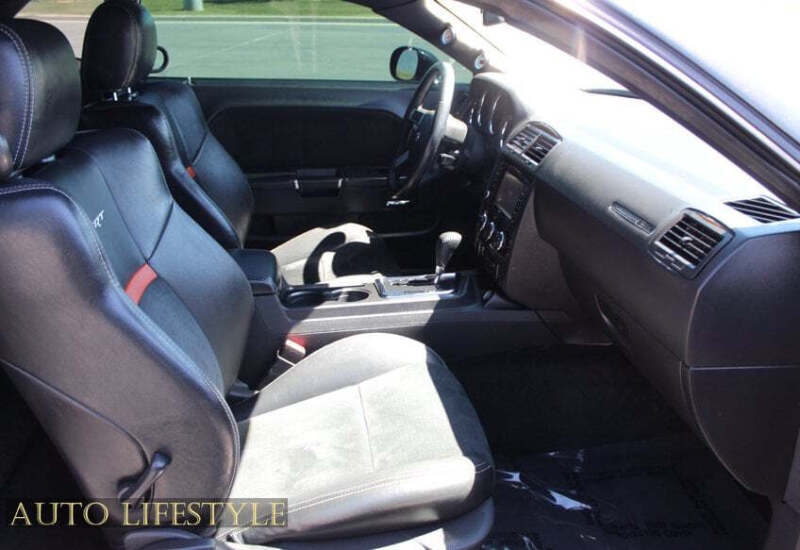 2008 Dodge Challenger SRT8