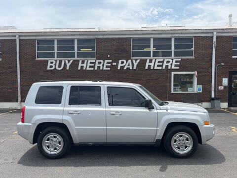 2010 Jeep Patriot for sale at Kar Mart in Milan IL