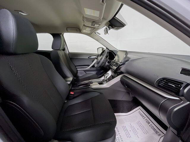 2024 Mitsubishi Eclipse Cross LE