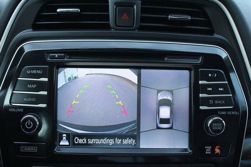 2017 Nissan Maxima Platinum