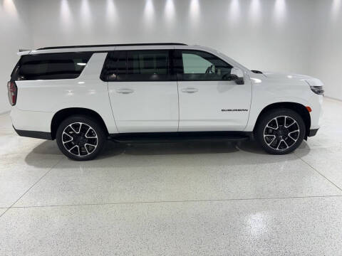 2023 Chevrolet Suburban RST