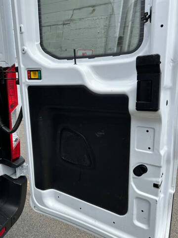 2023 Ford E-Transit