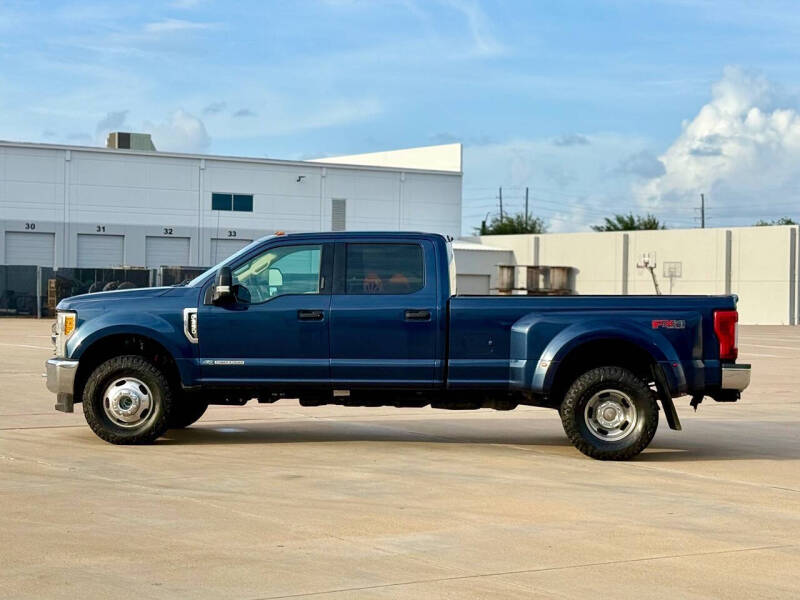 2017 Ford F-350 Super Duty XLT