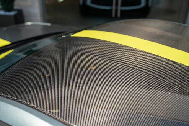 2020 Aston Martin Vantage 33