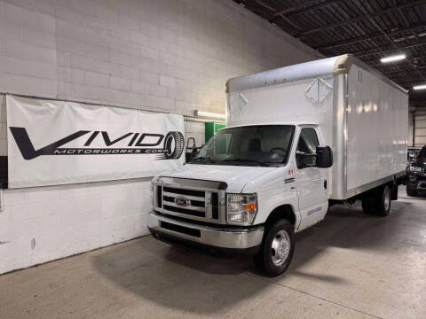 2015 Ford E-Series for sale at VIVID MOTORWORKS, CORP. in Villa Park IL