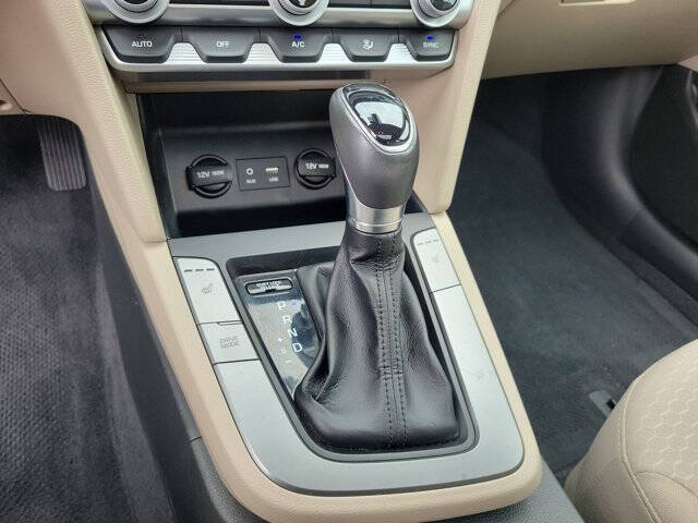 2020 Hyundai Elantra