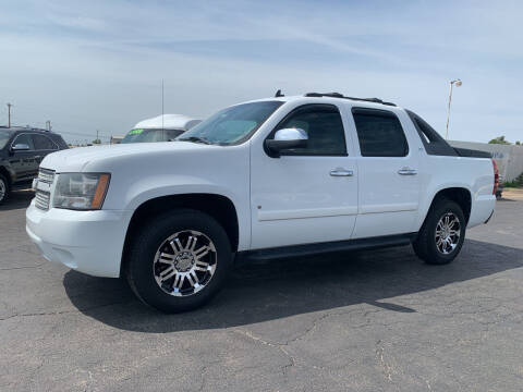 2008 Chevrolet Avalanche for sale at AJOULY AUTO SALES in Moore OK