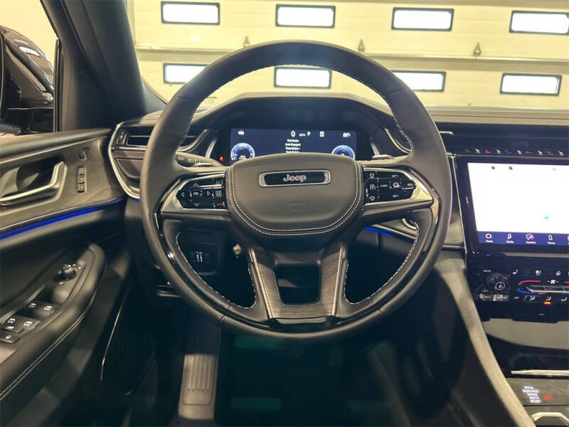 2025 Jeep Grand Cherokee Overland