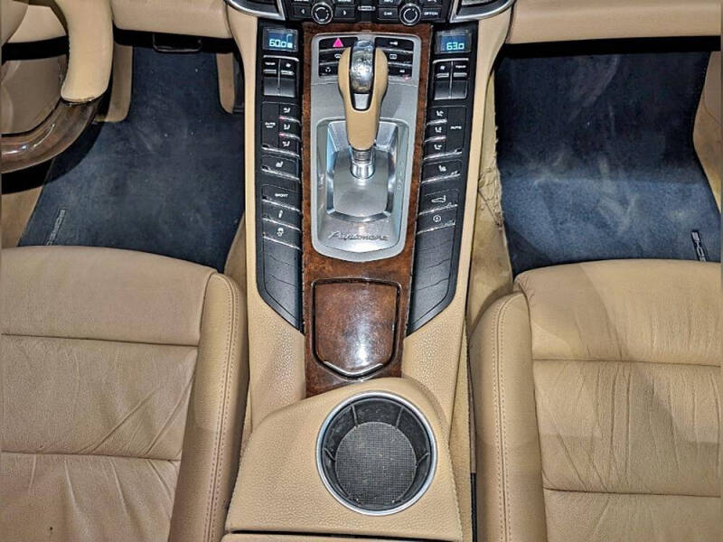 2011 Porsche Panamera