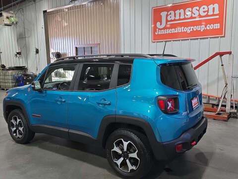 2022 Jeep Renegade Trailhawk