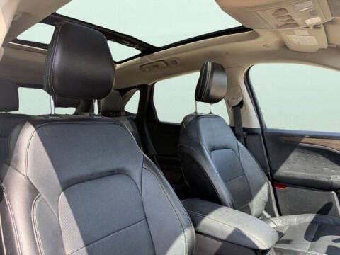 2020 Ford Escape Hybrid Titanium