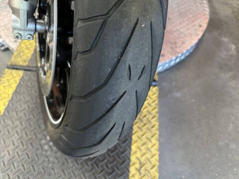 2017 Triumph Speed Triple S ABS Diablo Red