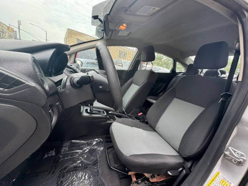 2017 Ford Fiesta SE