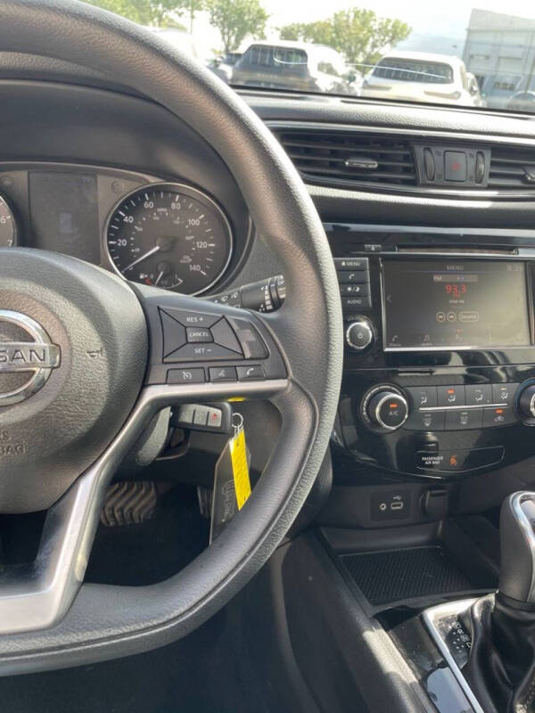 2018 Nissan Rogue S