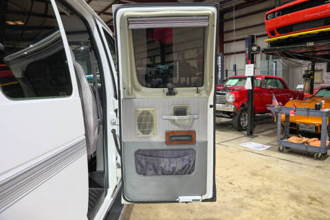 1999 Ford E-Series E-150