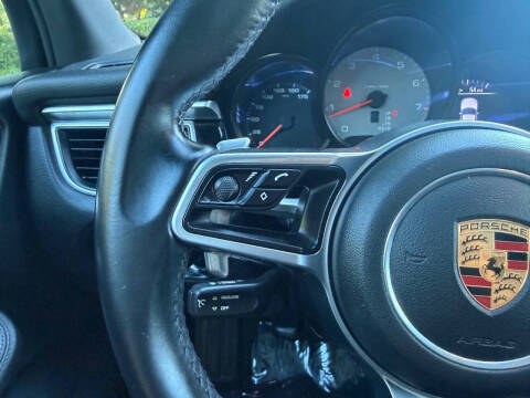 2018 Porsche Macan S