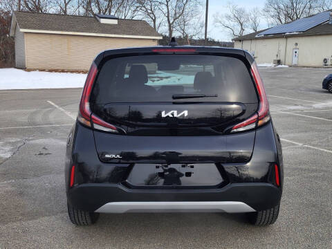 2023 Kia Soul LX