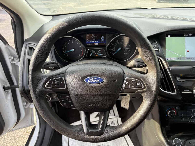 2017 Ford Focus SEL