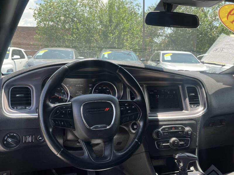 2019 Dodge Charger SXT