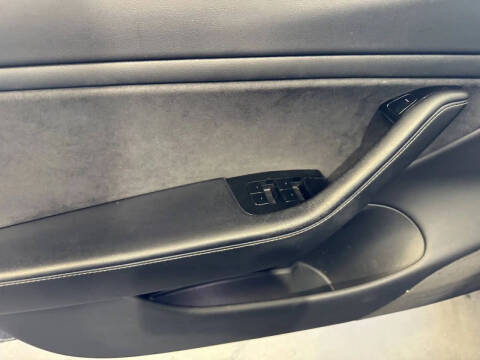 2017 Tesla Model 3 Long Range