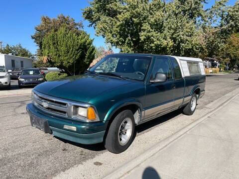 1997 Chevrolet S-10 LS