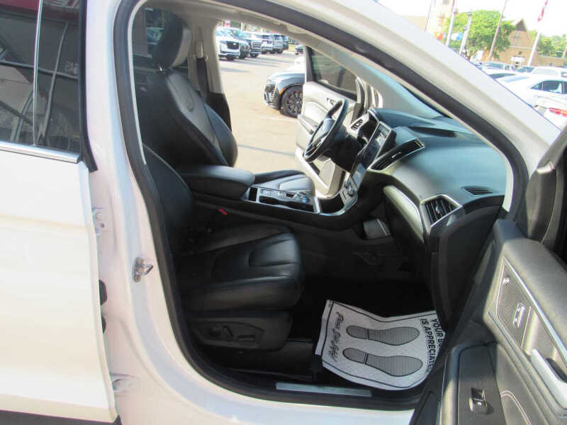 2021 Ford Edge Titanium