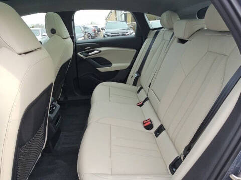 2025 Audi A6 Sportback e-tron quattro Prestige