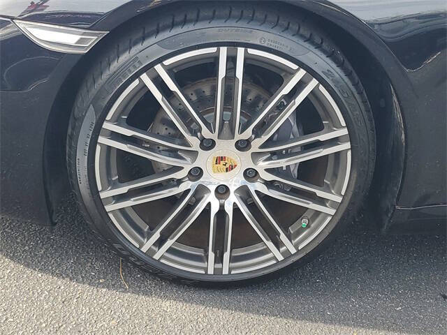 2016 Porsche 911 Carrera 4