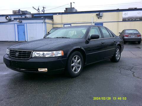 2000 Cadillac Seville for sale at MIRACLE AUTO SALES in Cranston RI