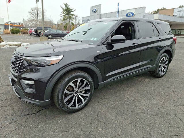 2022 Ford Explorer ST-Line