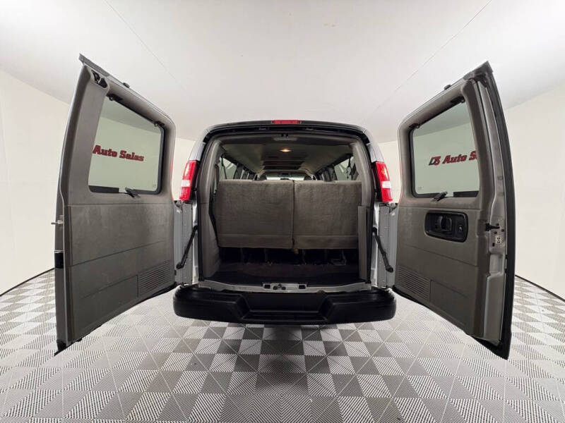 2021 Chevrolet Express LS 3500