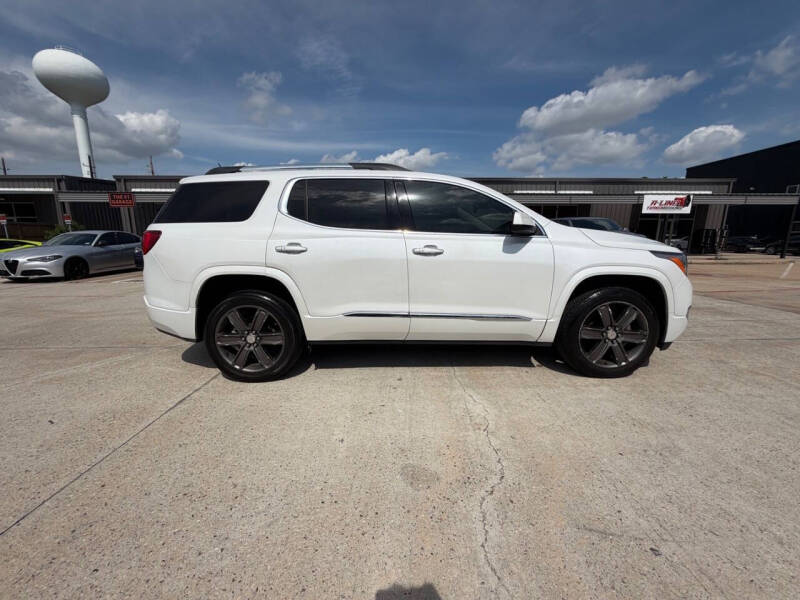 2019 GMC Acadia Denali