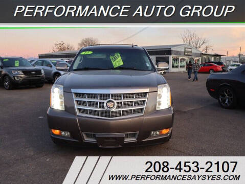 2013 Cadillac Escalade Platinum Edition